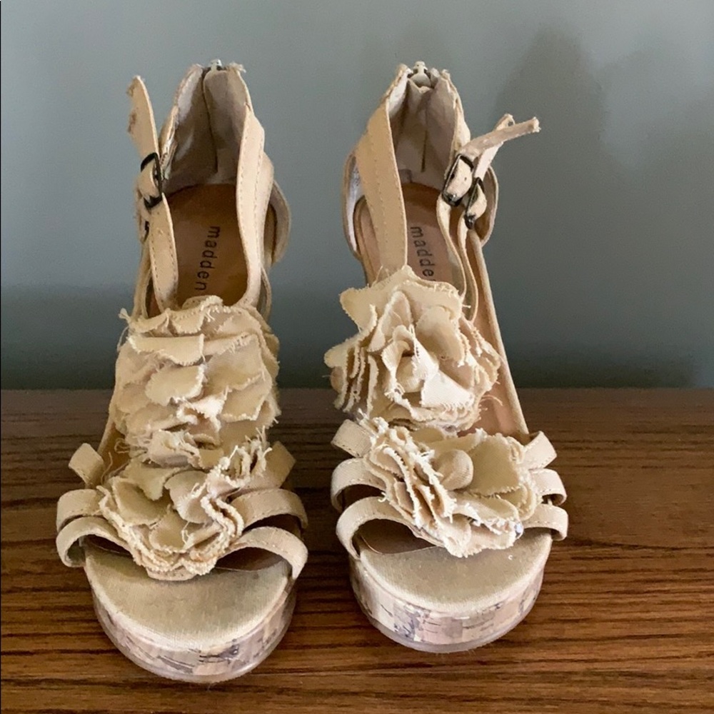 Wedge Shoes - Picture 4 of 5